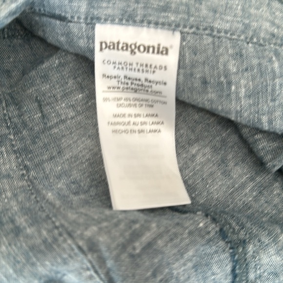 Patagonia Men’s Hemp Back Step shorts 32” waist. 10” inseam. Blue chambray - Picture 4 of 4